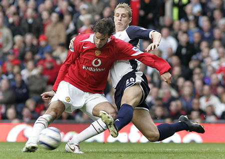 表现出了顽 表现出了顽